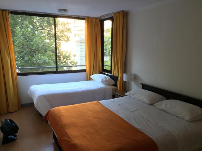 apartamentos costanera centre