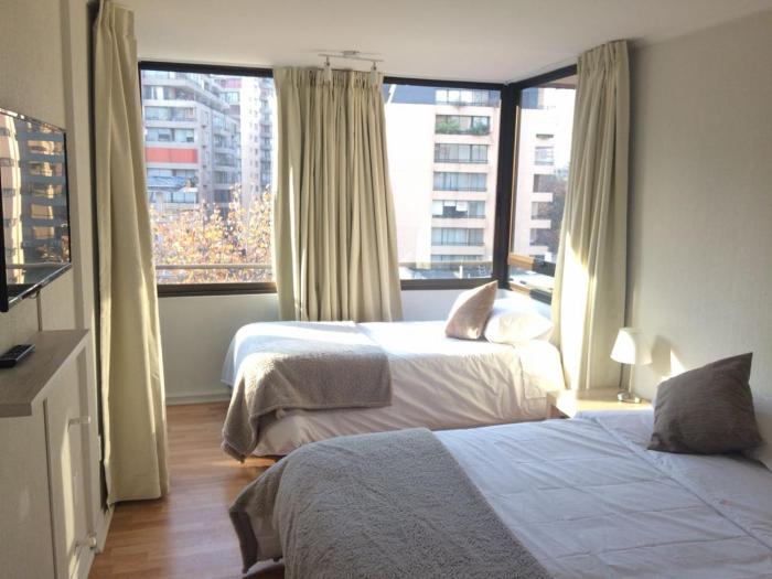 apartamentos costanera centre