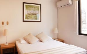 apartamentos costanera centre