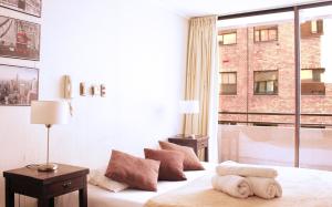 apartamentos costanera centre