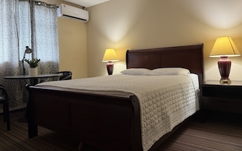 new harmon loop hotel