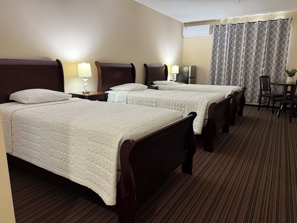 new harmon loop hotel