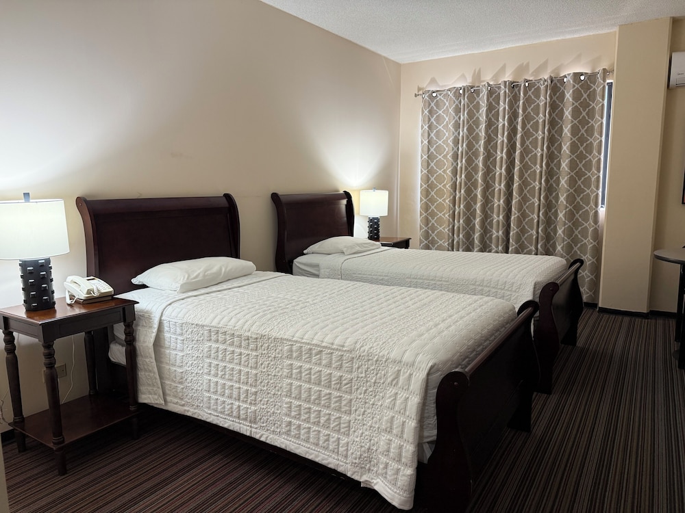 new harmon loop hotel