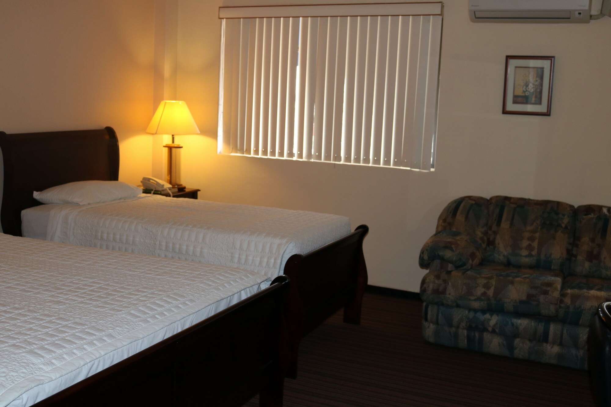 new harmon loop hotel