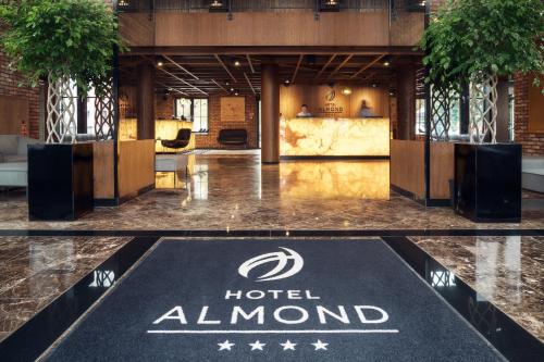 hotel almond business and spa