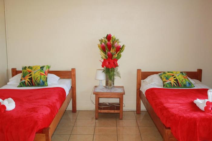 pacific paradise motel