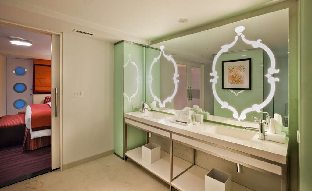 washington plaza hotel