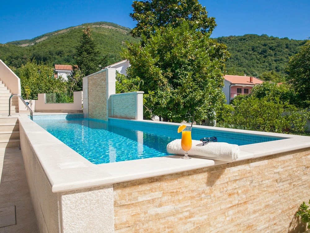 Boutique Hotel Casa Del Mare - Blanche,Budva>>Bijela,4 star