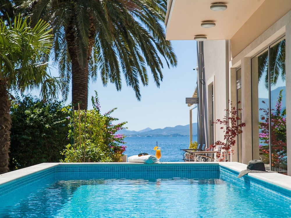 Boutique Hotel Casa Del Mare - Blanche,Budva>>Bijela,4 star