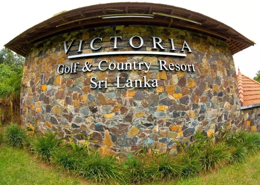 victoria golf resort sri lanka