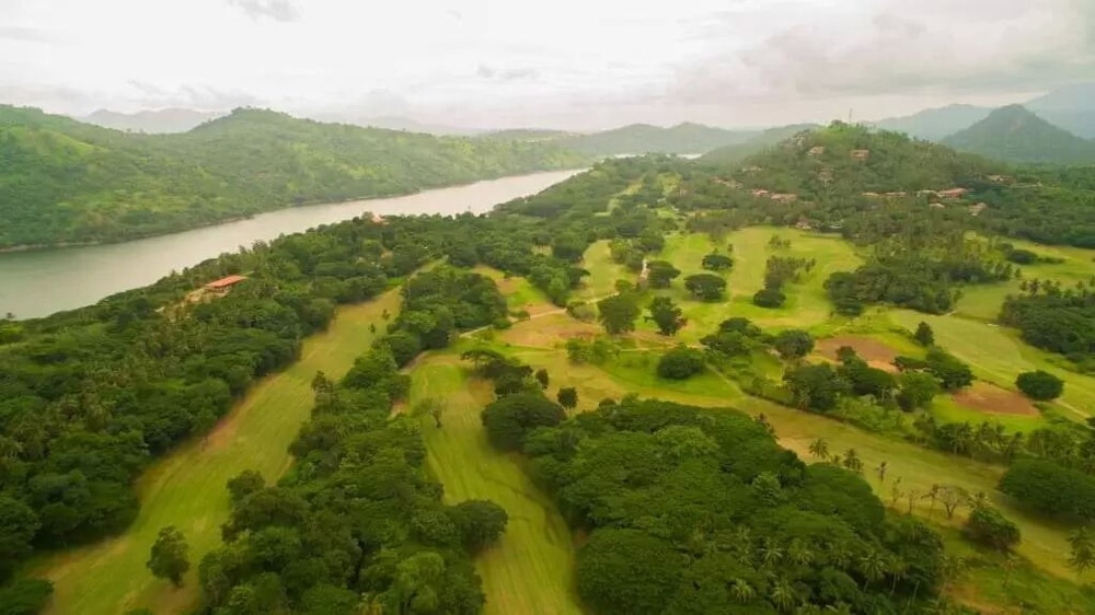 victoria golf resort sri lanka