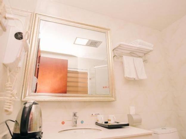super 8 hotel shucheng chunqiu south road cimugong