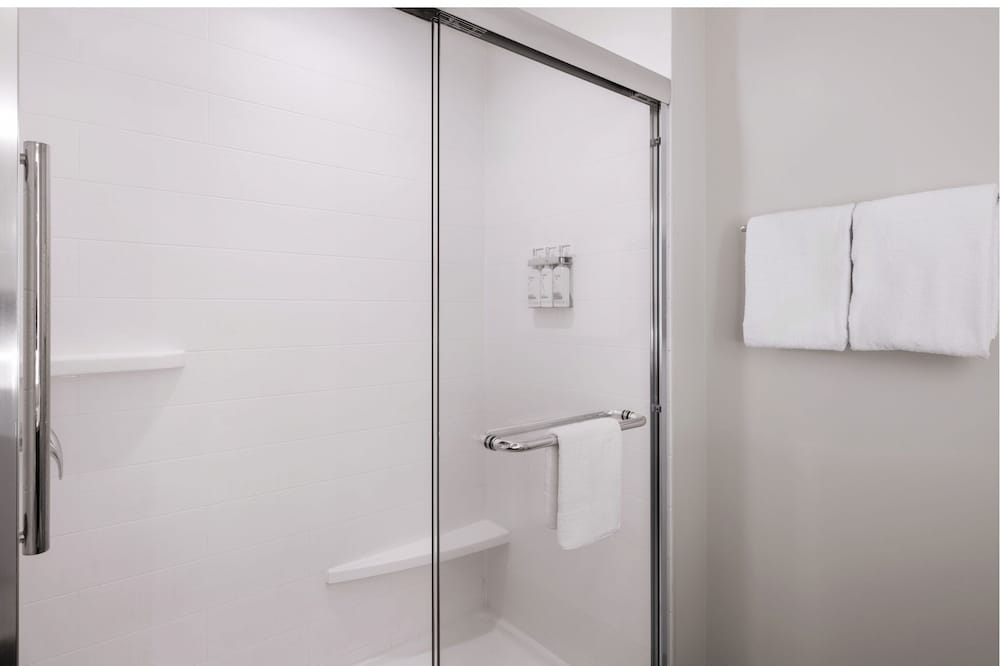 holiday inn express and suites west memphis by ihg