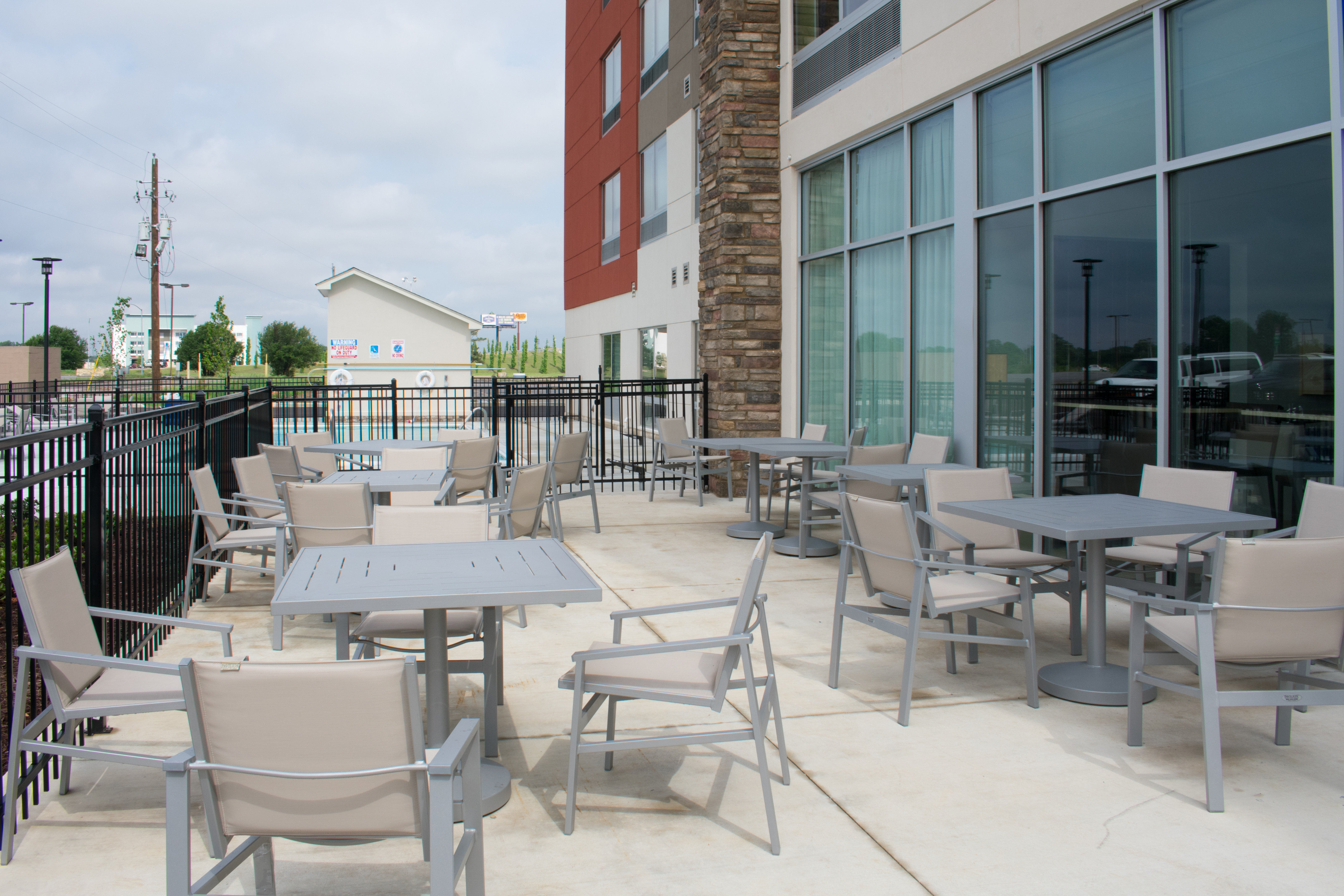 holiday inn express and suites west memphis by ihg