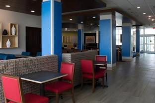 holiday inn express and suites west memphis by ihg