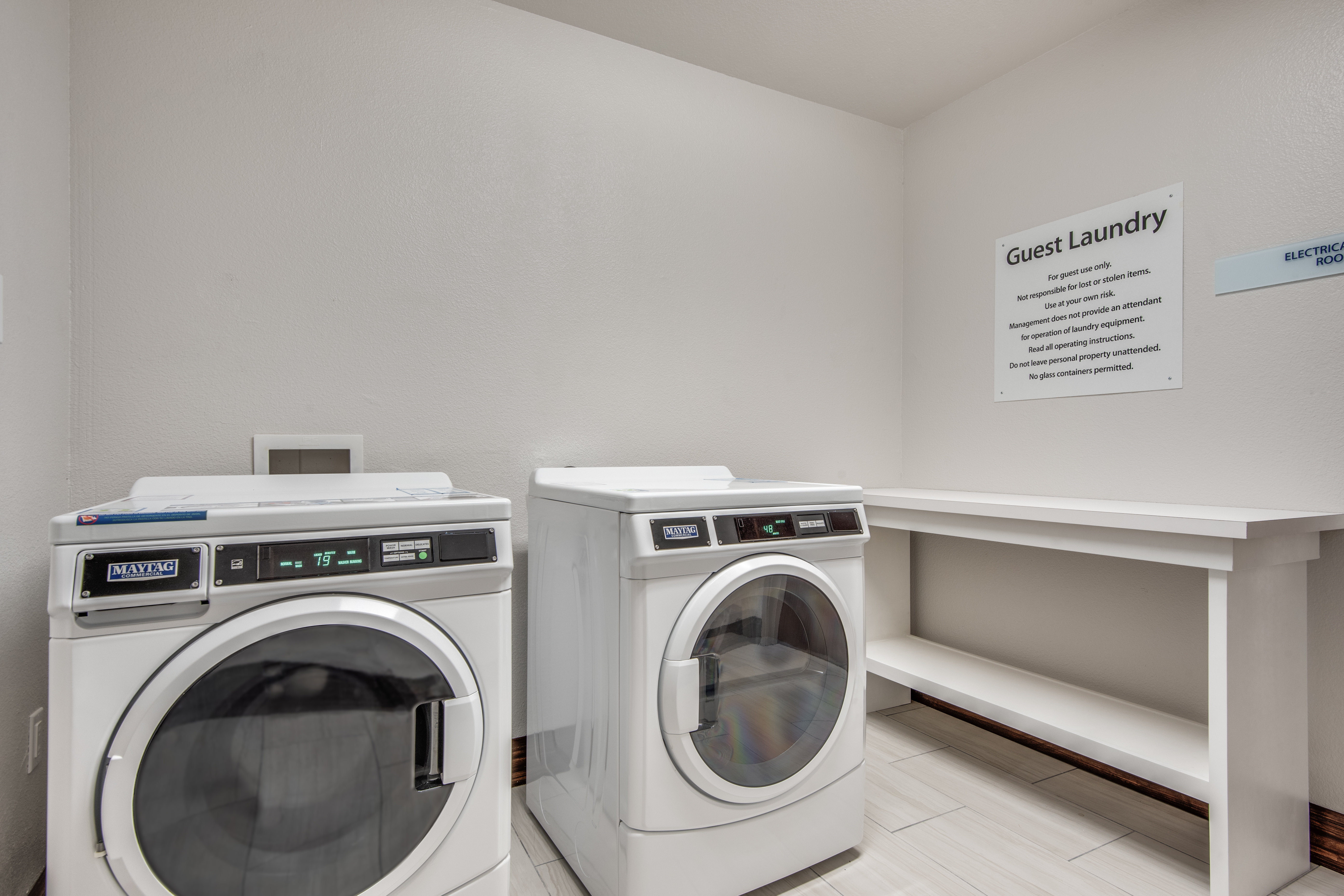 holiday inn express and suites dallas north addison