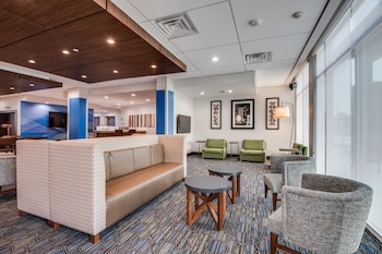 holiday inn express and suites dallas north addison