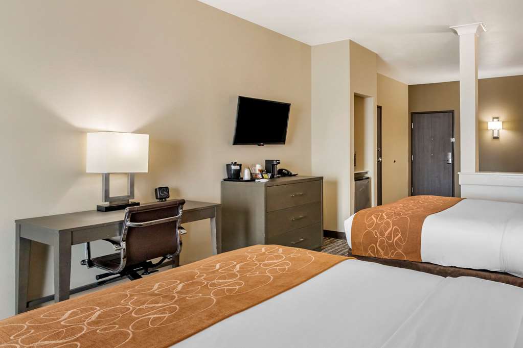 comfort suites near sam houston race park