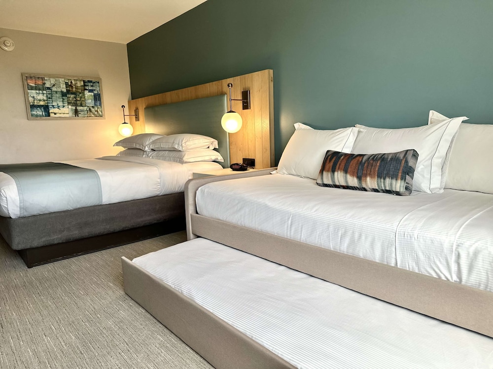 suncoast park hotel anaheim resort tapestry by hilton