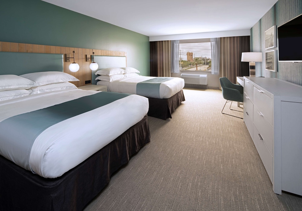 suncoast park hotel anaheim resort tapestry by hilton