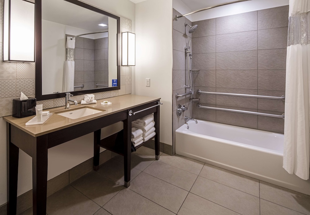 suncoast park hotel anaheim resort tapestry by hilton