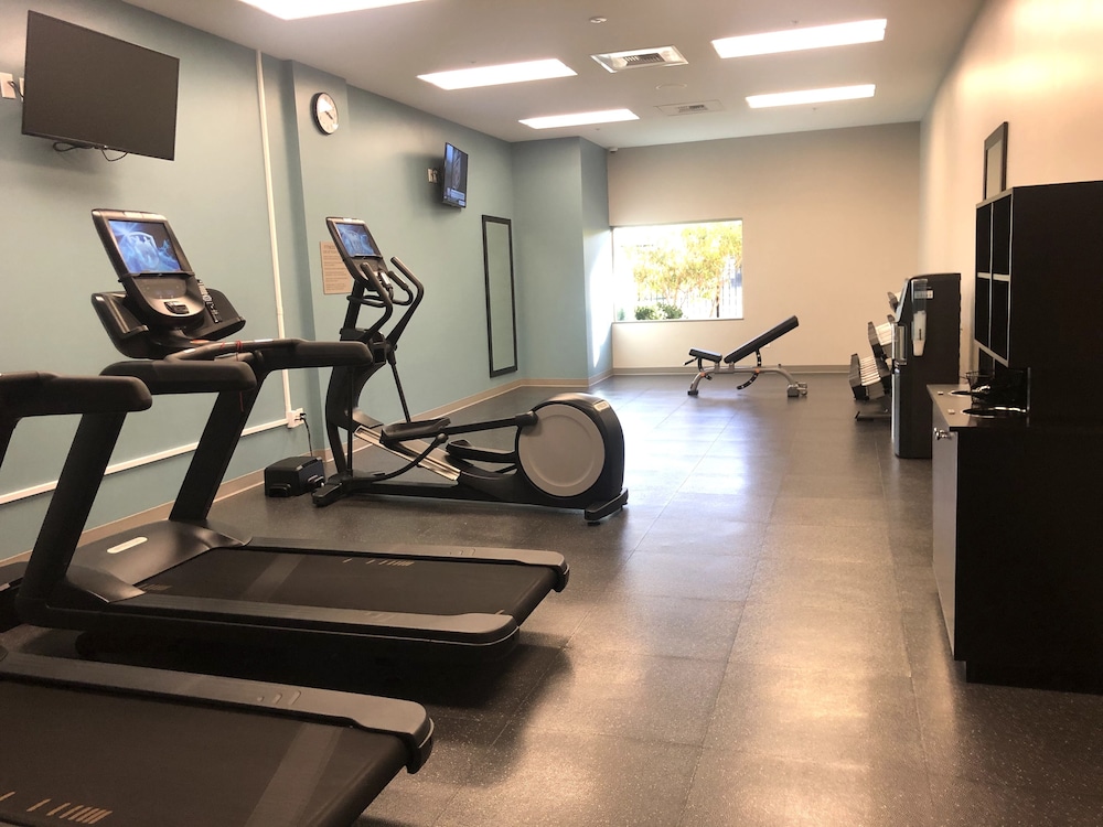 suncoast park hotel anaheim resort tapestry by hilton