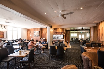 corner hotel alexandra