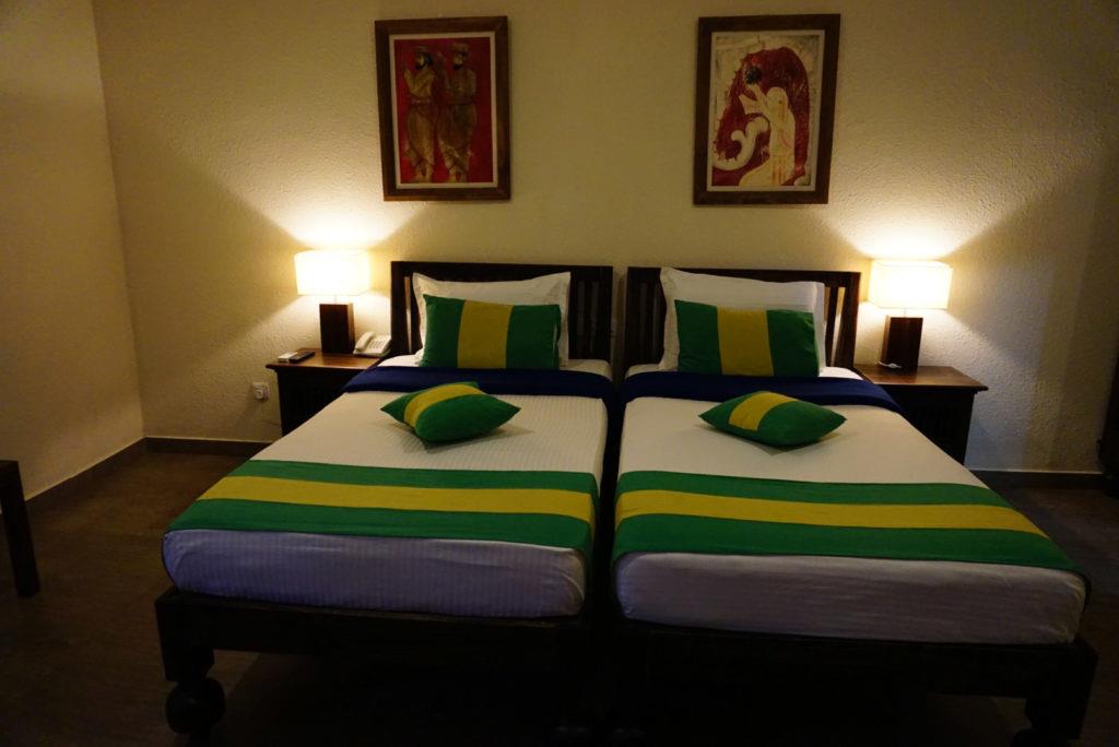 serendip stone hotel and bungalow