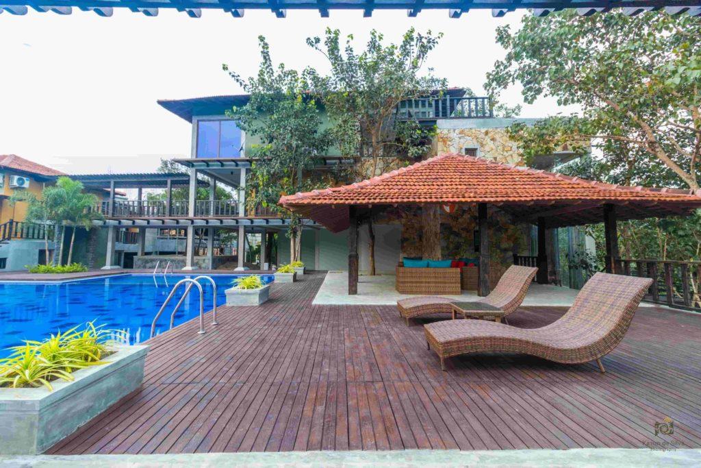 serendip stone hotel and bungalow