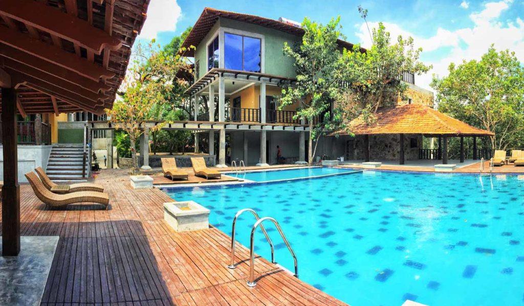 serendip stone hotel and bungalow