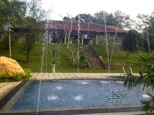 serendip stone hotel and bungalow