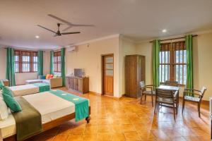 serendip stone hotel and bungalow