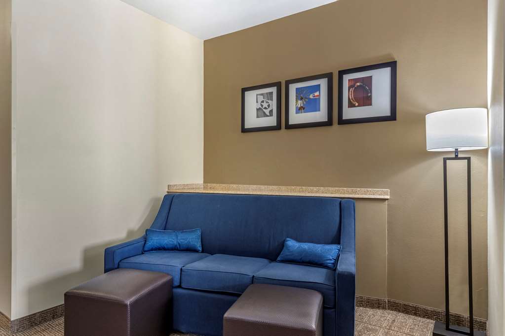 comfort suites buda austin south