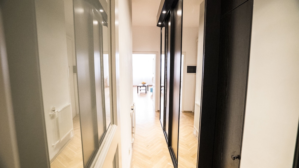 apartment by the old town square