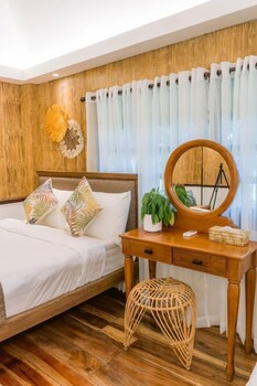 damires hills tierra verde