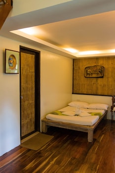 damires hills tierra verde