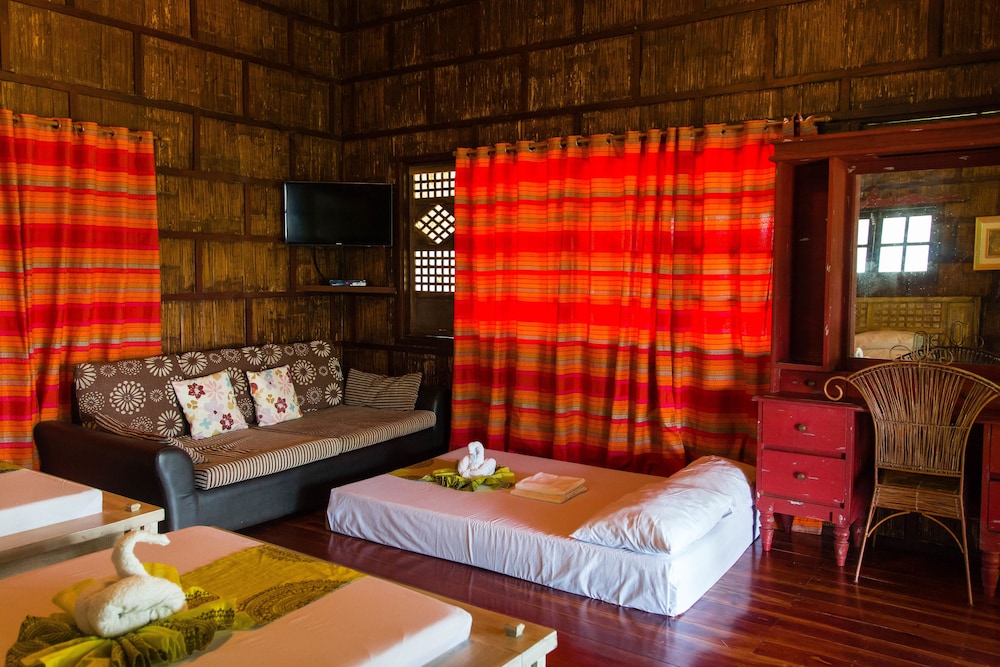 damires hills tierra verde