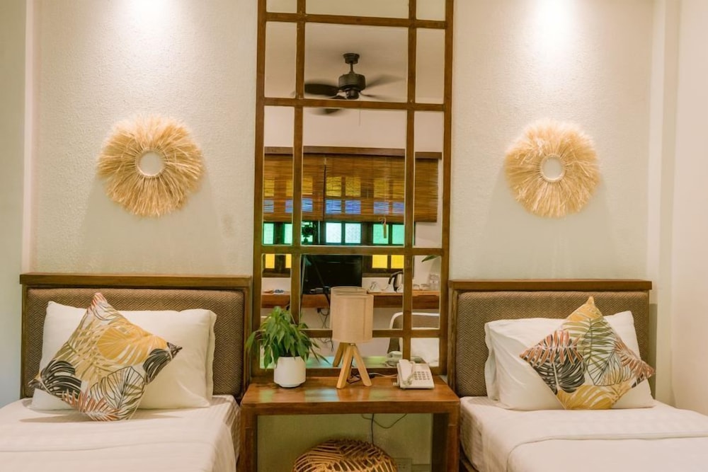 damires hills tierra verde