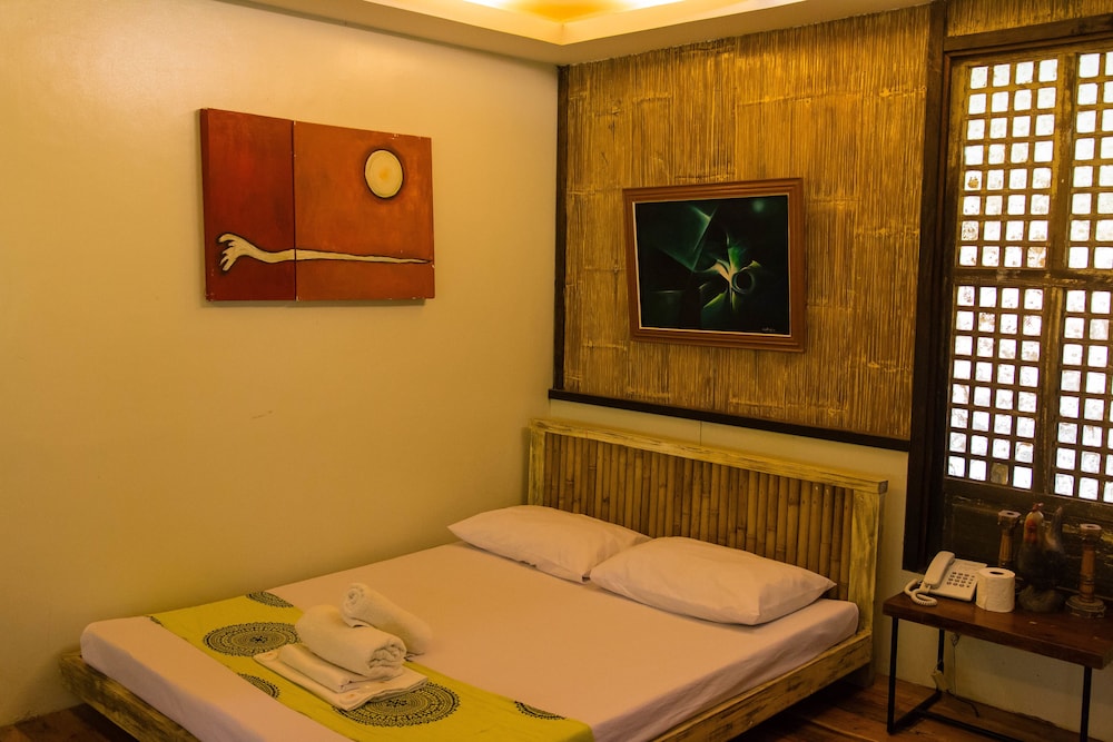 damires hills tierra verde