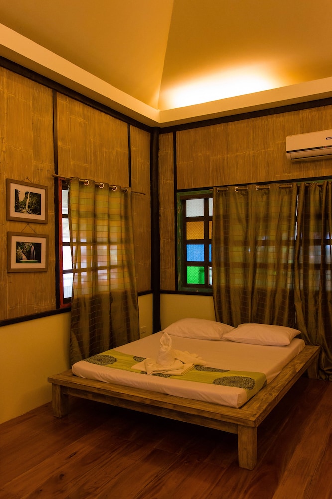 damires hills tierra verde