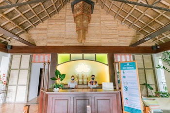 damires hills tierra verde