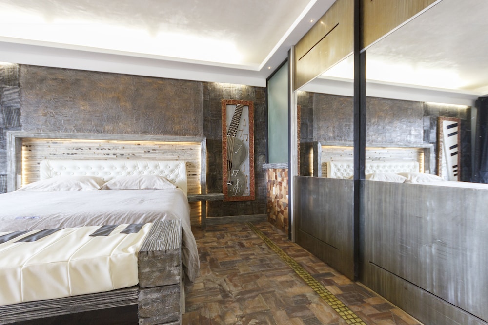 ocean cafe suites adult only