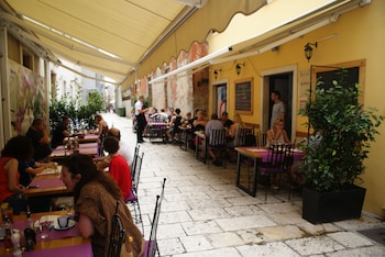 central apartments integrated hotel zadar