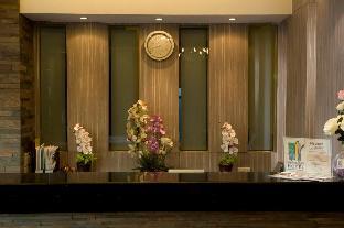 magallanes square hotel