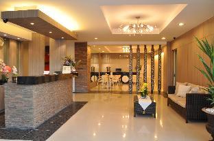 magallanes square hotel