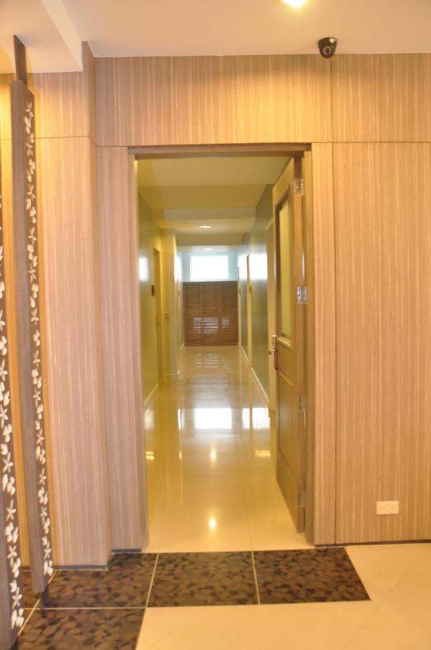 magallanes square hotel