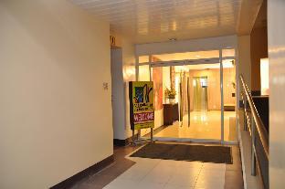 magallanes square hotel