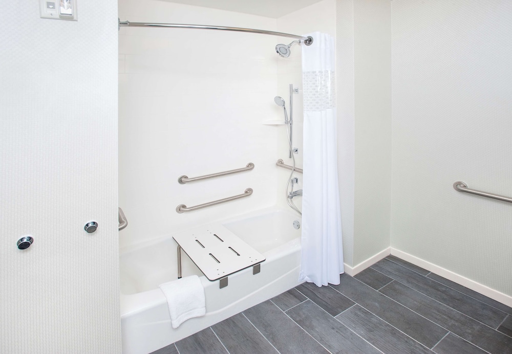 hampton inn and suites lax el segundo
