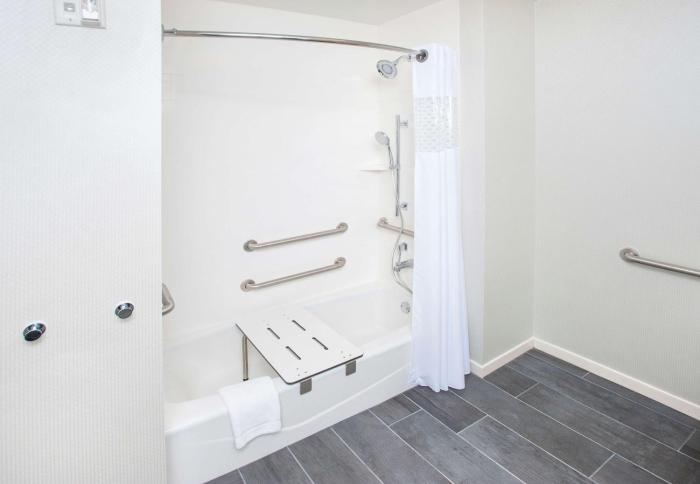 hampton inn and suites lax el segundo