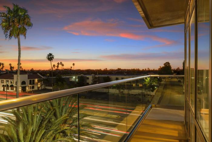 hampton inn and suites lax el segundo